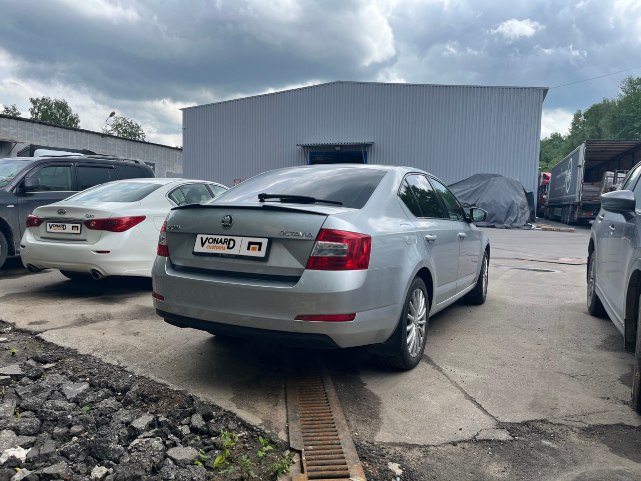 картинка Спойлер лезвие крышки багажника Skoda Octavia 3 A7 седан vonard customs 
