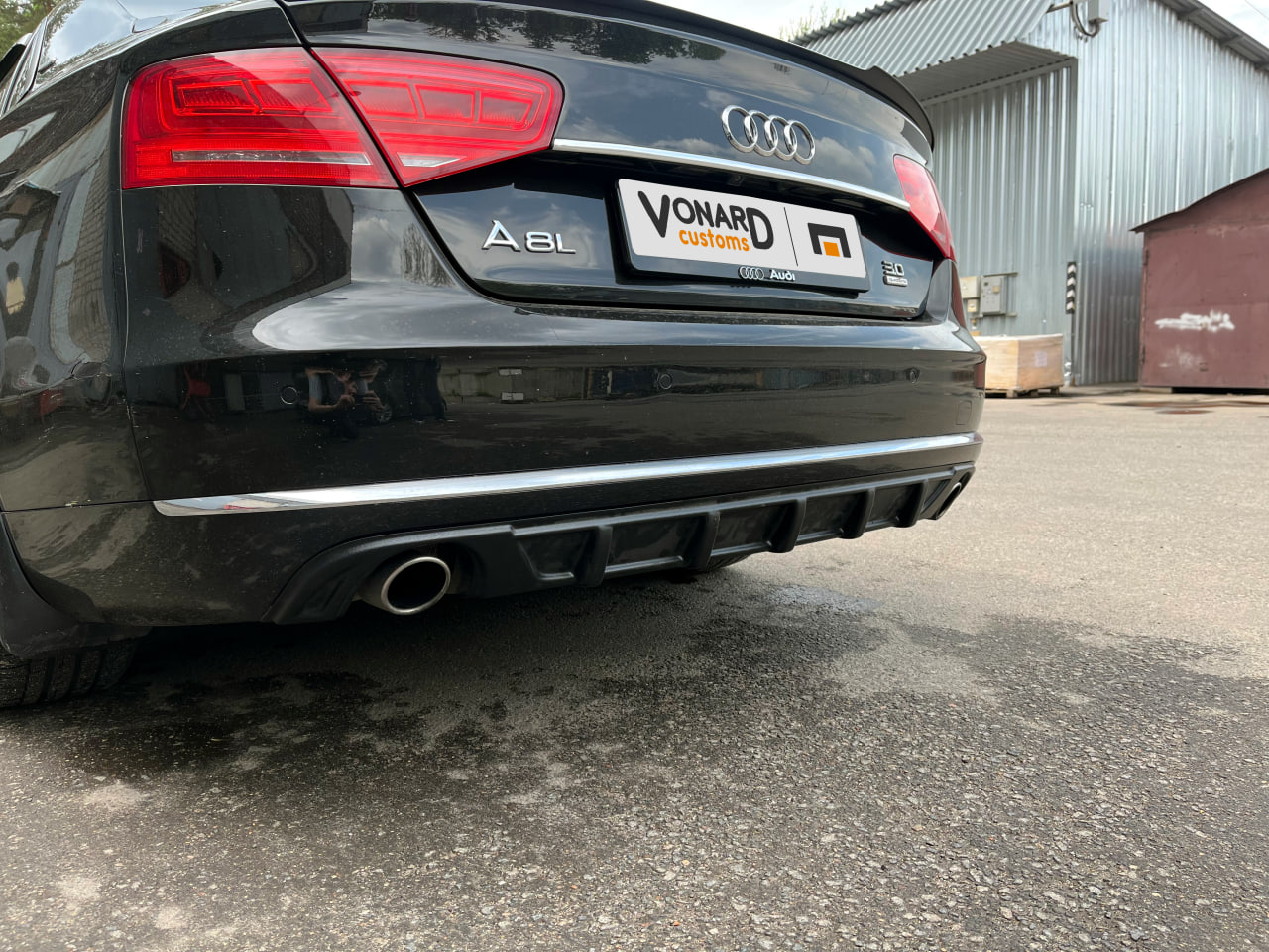 картинка Диффузор накладка заднего бампера Audi A8 D4 (дорест) vonard customs 