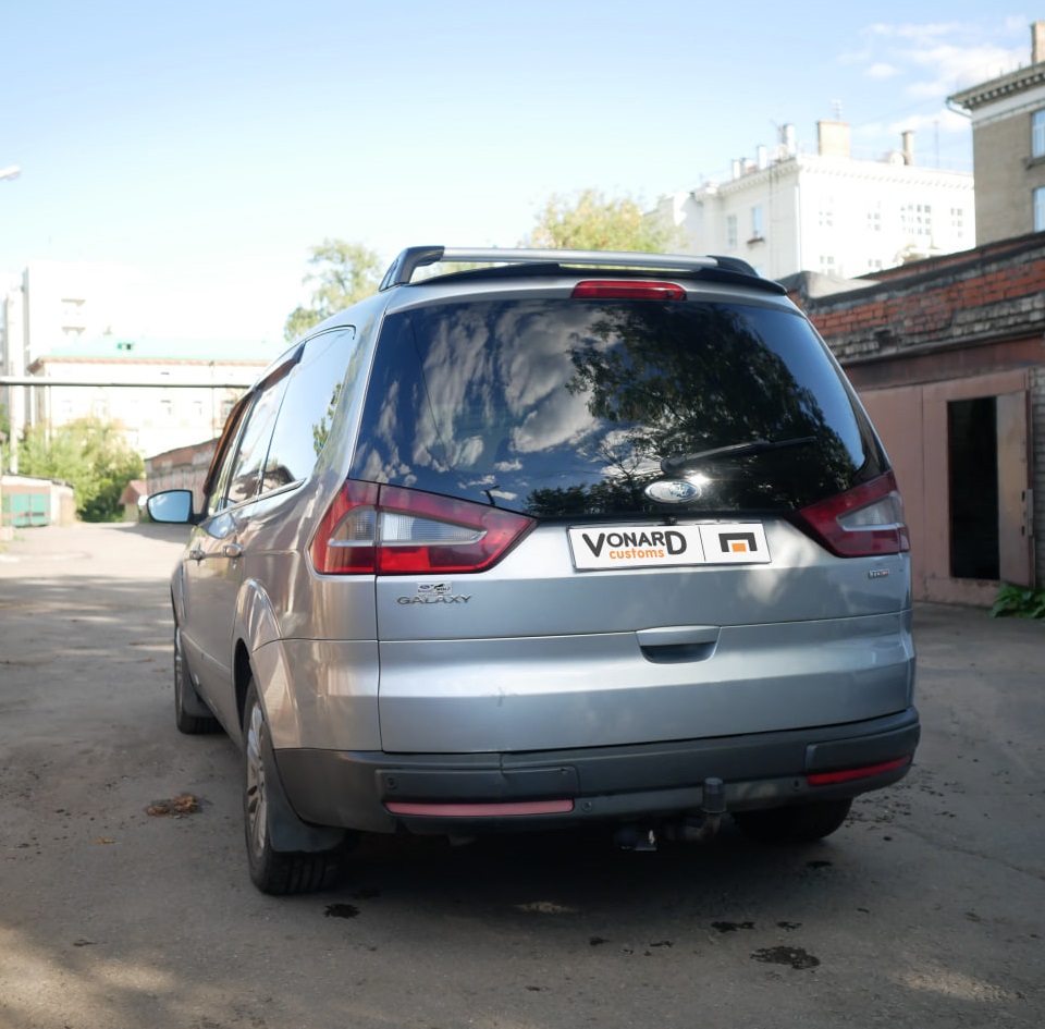 картинка Спойлер лезвие крышки багажника Ford Galaxy 2 - под покраску vonard customs 