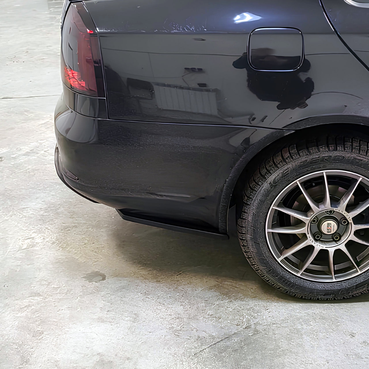 картинка Сплиттеры заднего бампера Skoda Octavia 2 A5 рест. - текстура vonard customs 