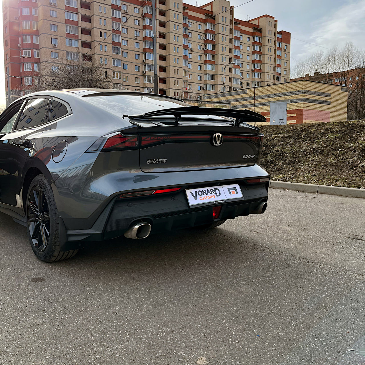 картинка Спойлер лезвие крышки багажника Changan UNI-V (узкий) vonard customs 