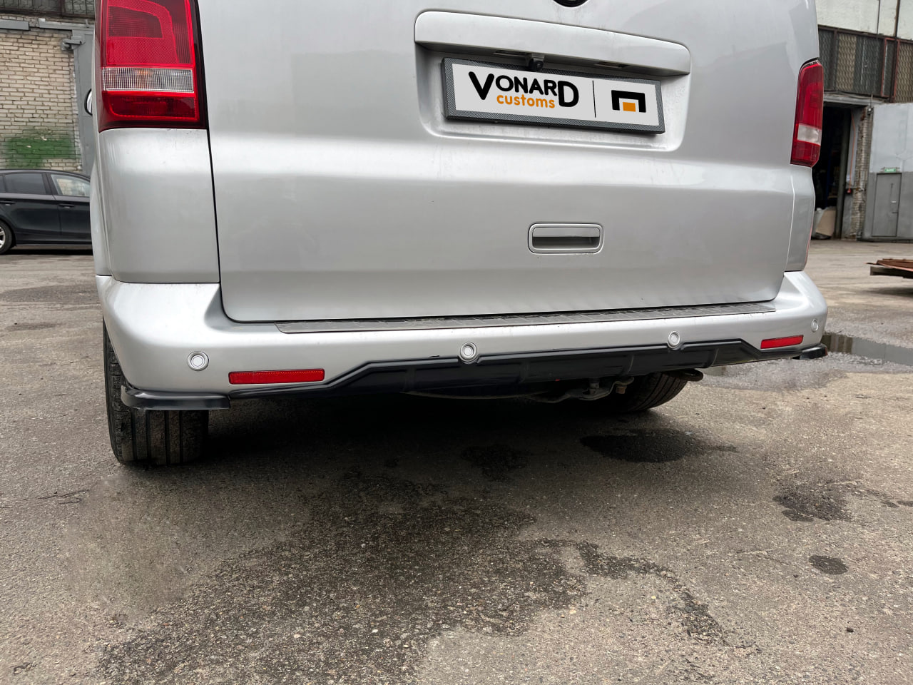 картинка Сплиттеры заднего бампера VW T5 / T5.1 - текстурные vonard customs 
