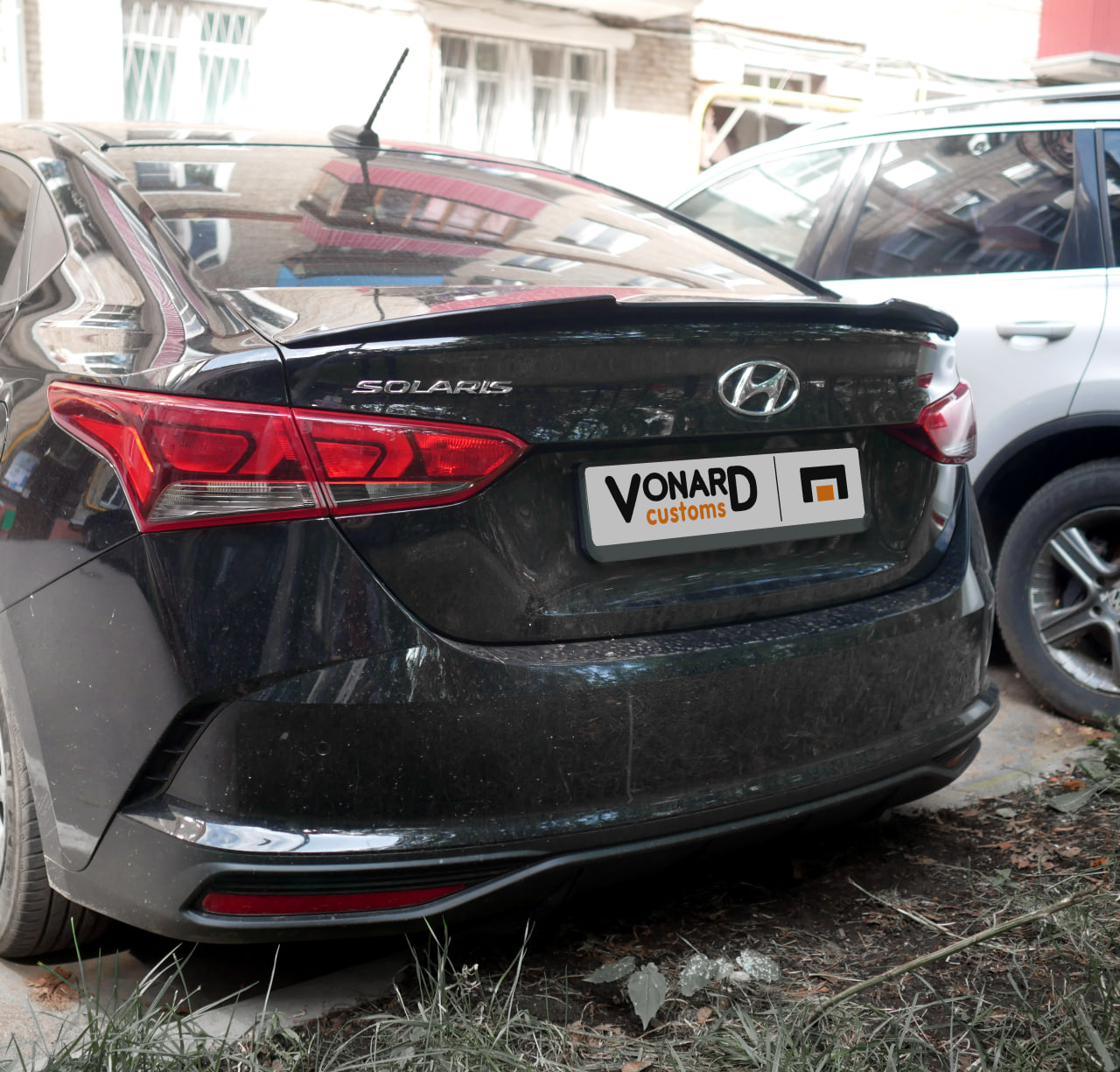 картинка Спойлер лезвие крышки багажника Hyundai Solaris 2 - под покраску vonard customs 