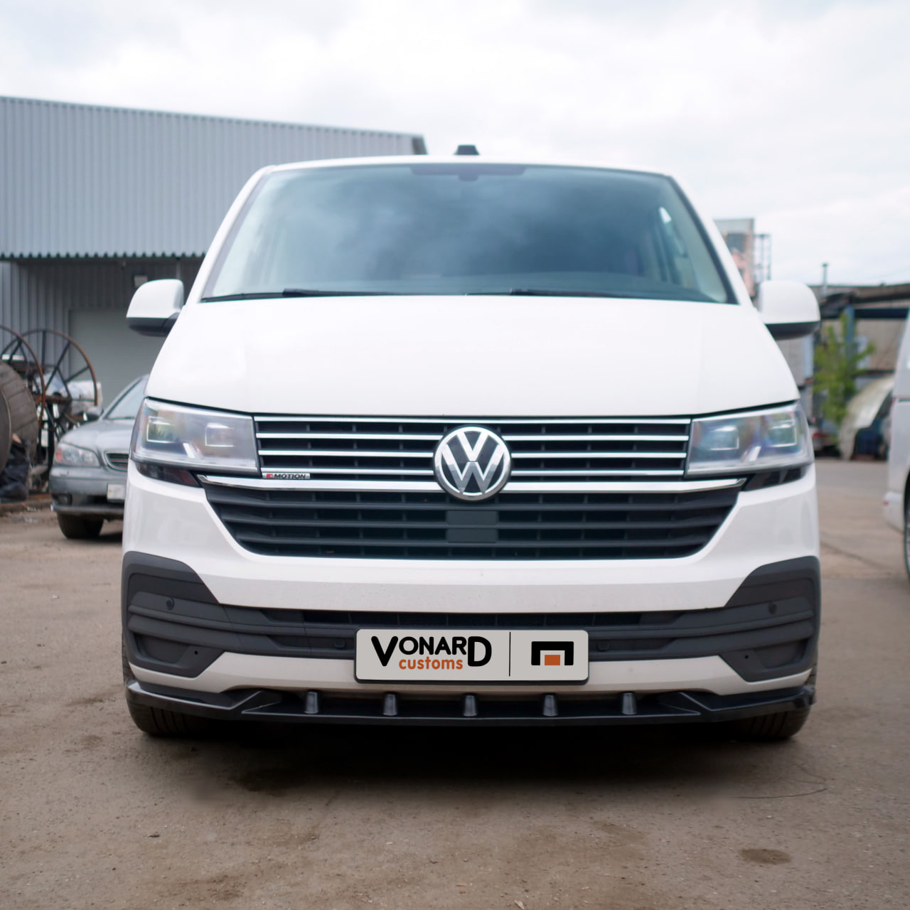 картинка Сплиттер переднего бампера VW T6.1 vonard customs 
