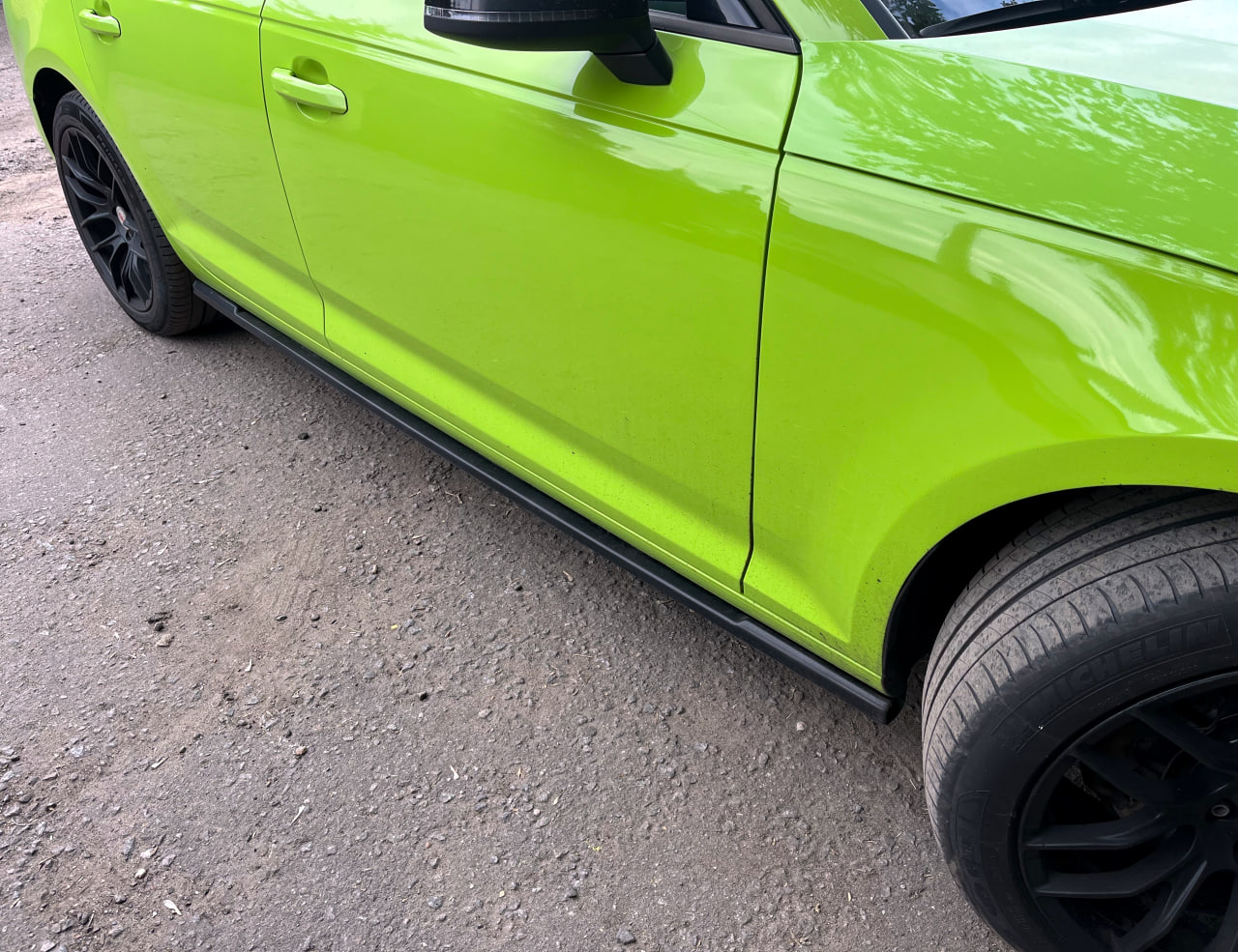 картинка Лезвия под пороги Audi A4 B9 - под покраску vonard customs 