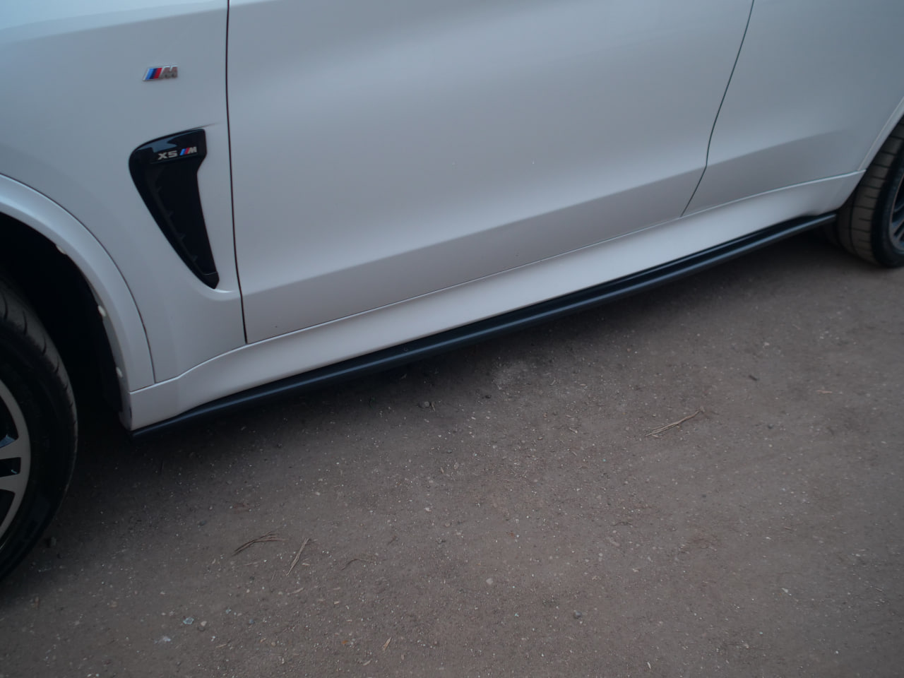 картинка Лезвия под пороги BMW X5 F15 M-Pack vonard customs 