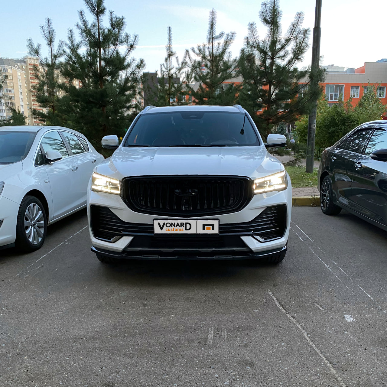 картинка Сплиттер переднего бампера Geely Monjaro 1 - под покраску vonard customs 