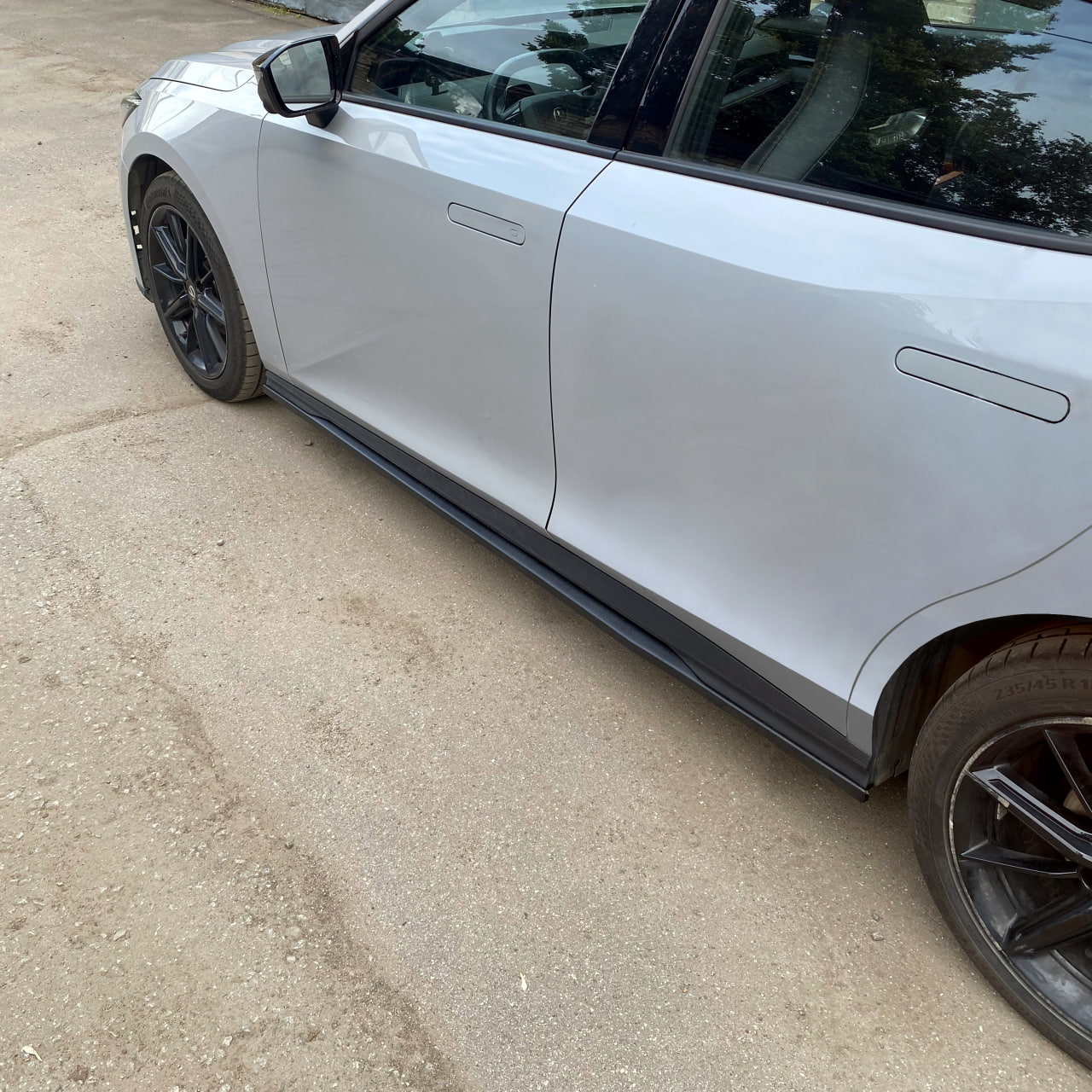 картинка Лезвия под пороги Changan UNI-V vonard customs 