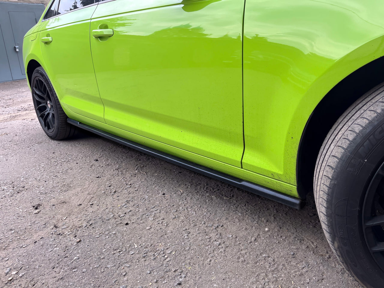 картинка Лезвия под пороги Audi A4 B9 vonard customs 