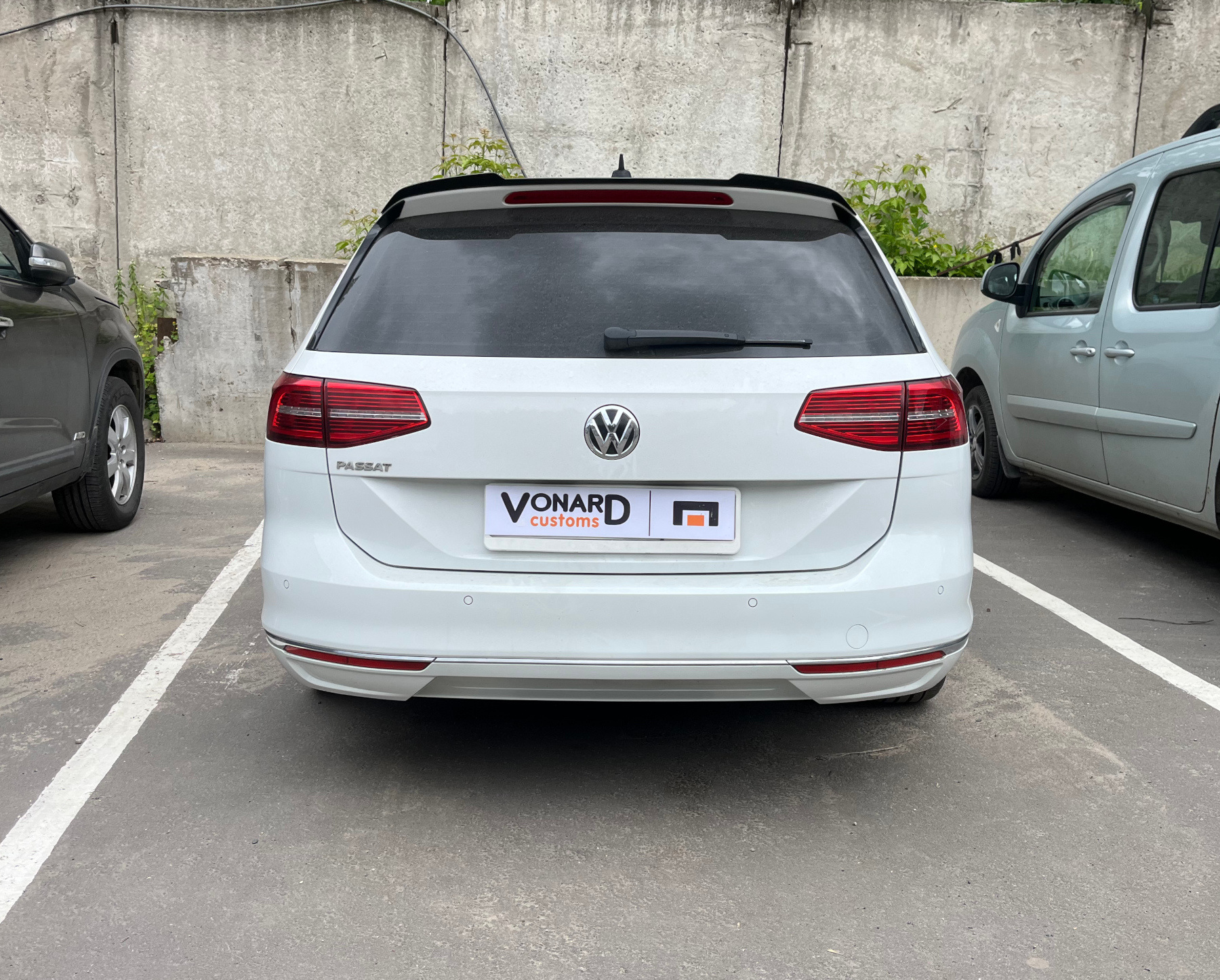 картинка Спойлер лезвие крышки багажника VW Passat B8 универсал vonard customs 