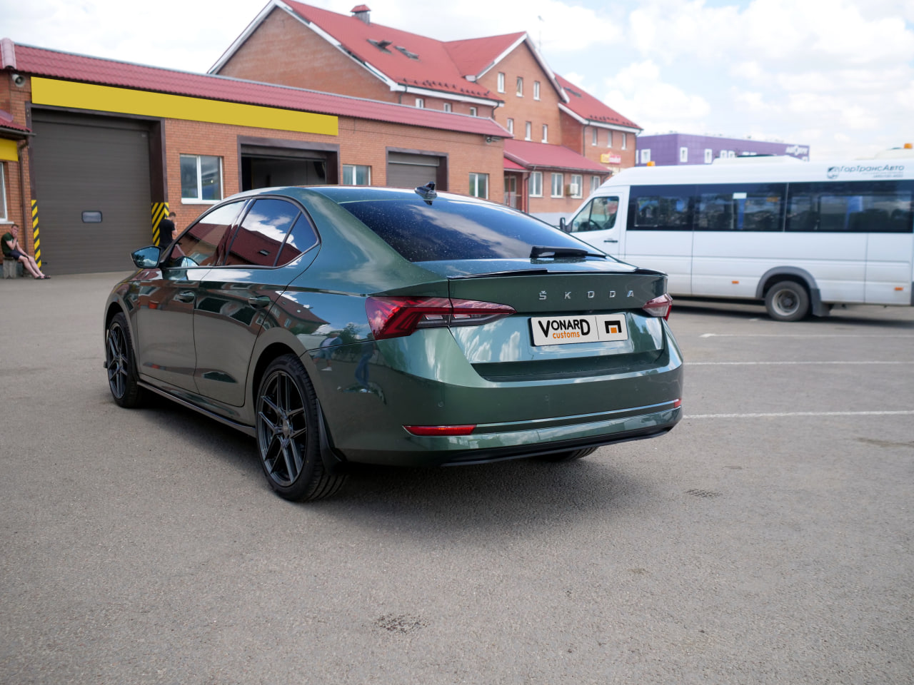 картинка Спойлер лезвие крышки багажника Skoda Octavia 4 A8 - под покраску vonard customs 