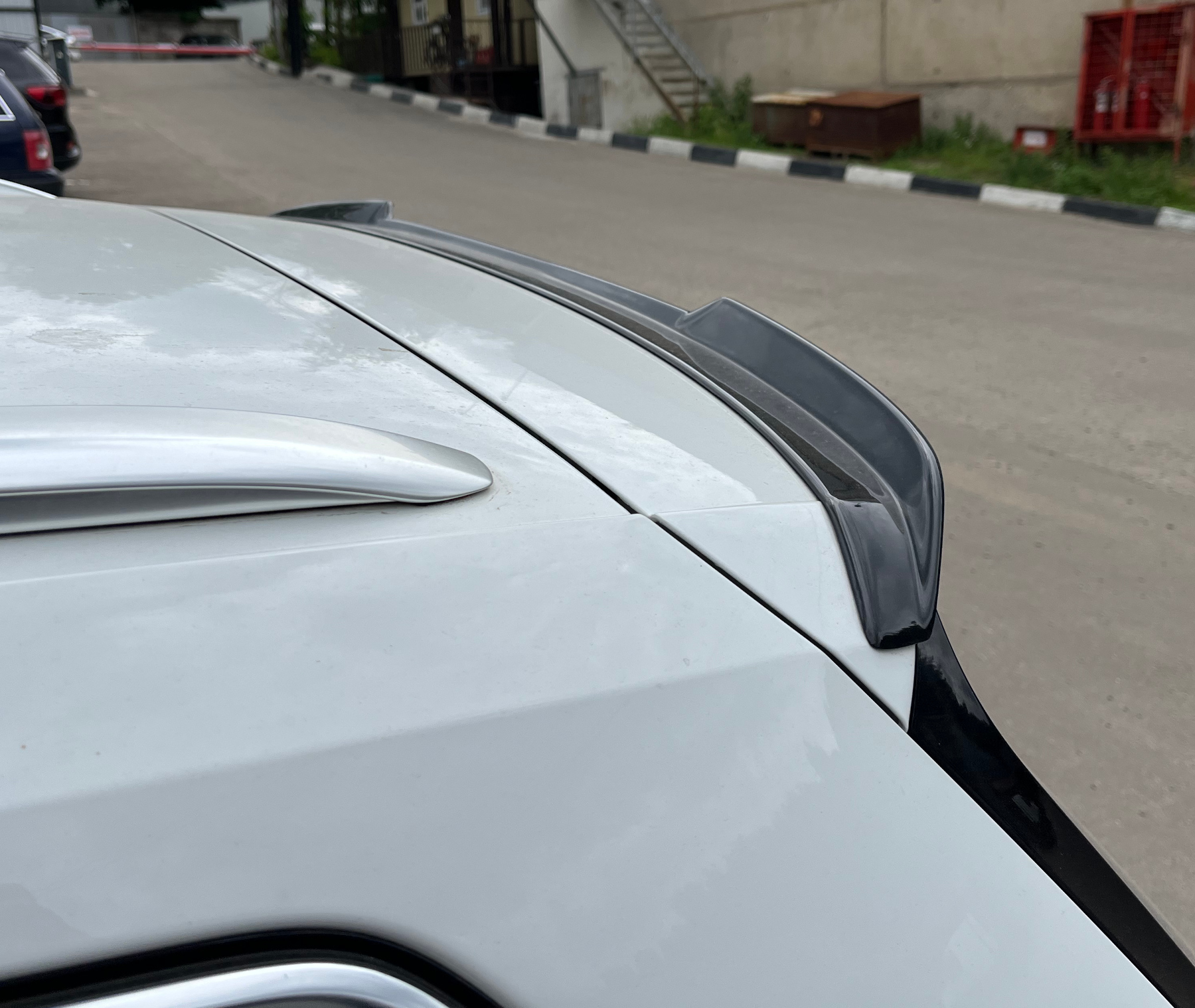 картинка Спойлер лезвие крышки багажника VW Passat B8 универсал vonard customs 