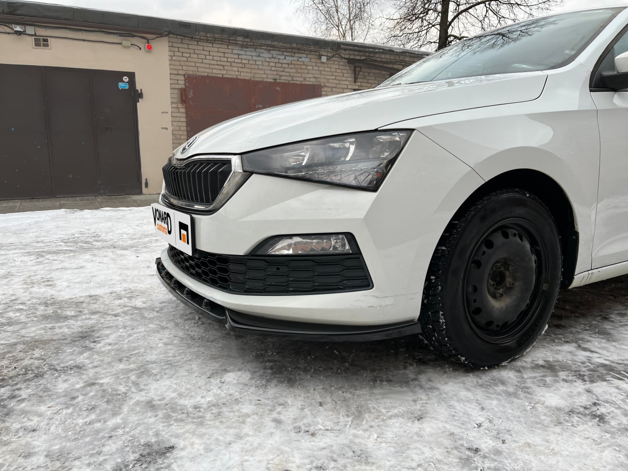 картинка Сплиттер переднего бампера Skoda Rapid 2 vonard customs 