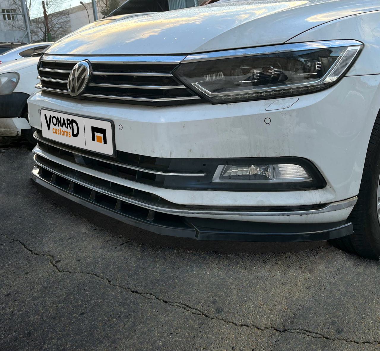 картинка Сплиттер переднего бампера VW Passat B8 - под покраску vonard customs 