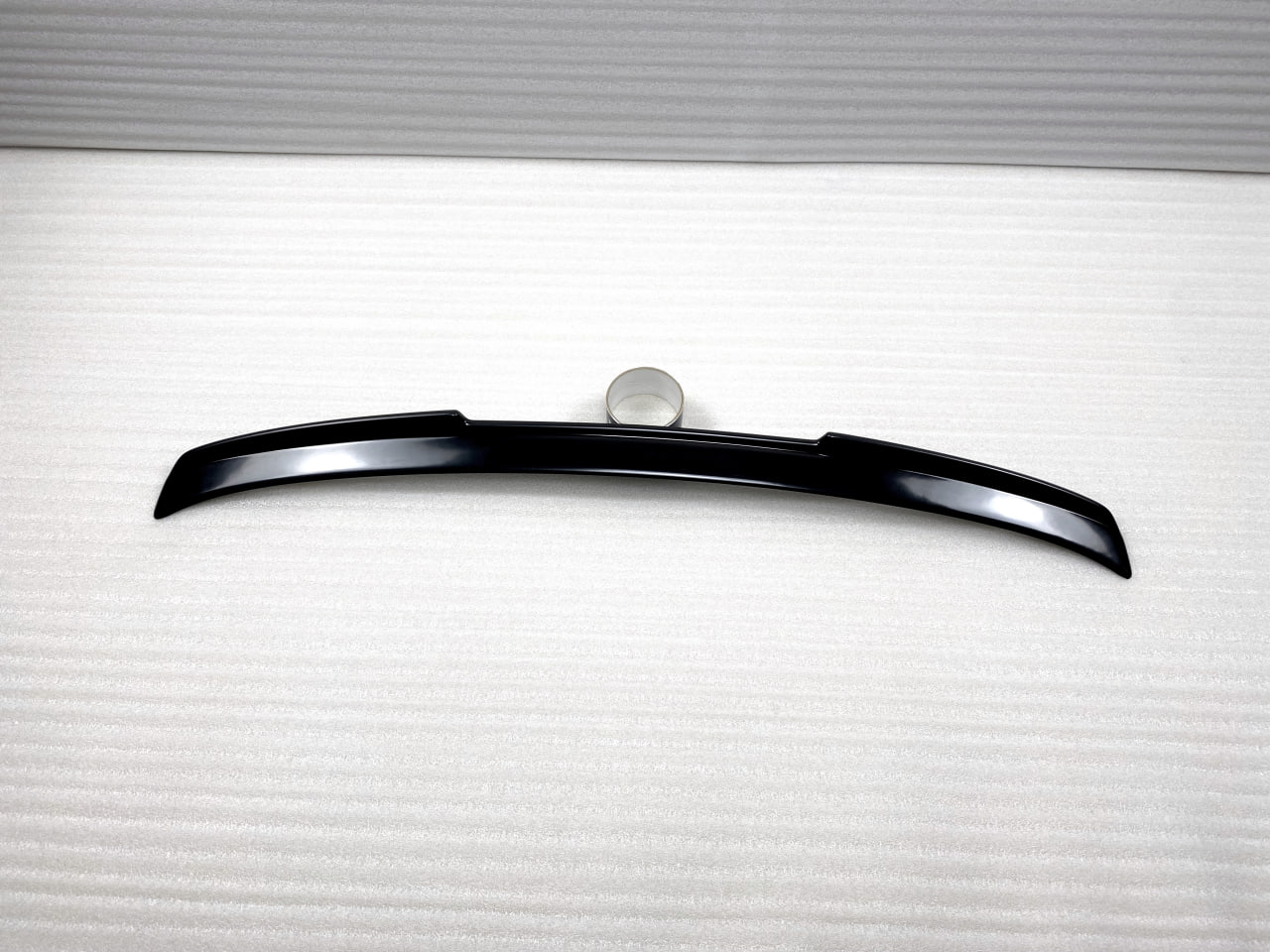 картинка Спойлер лезвие крышки багажника VW Golf 7 (короткий) vonard customs 