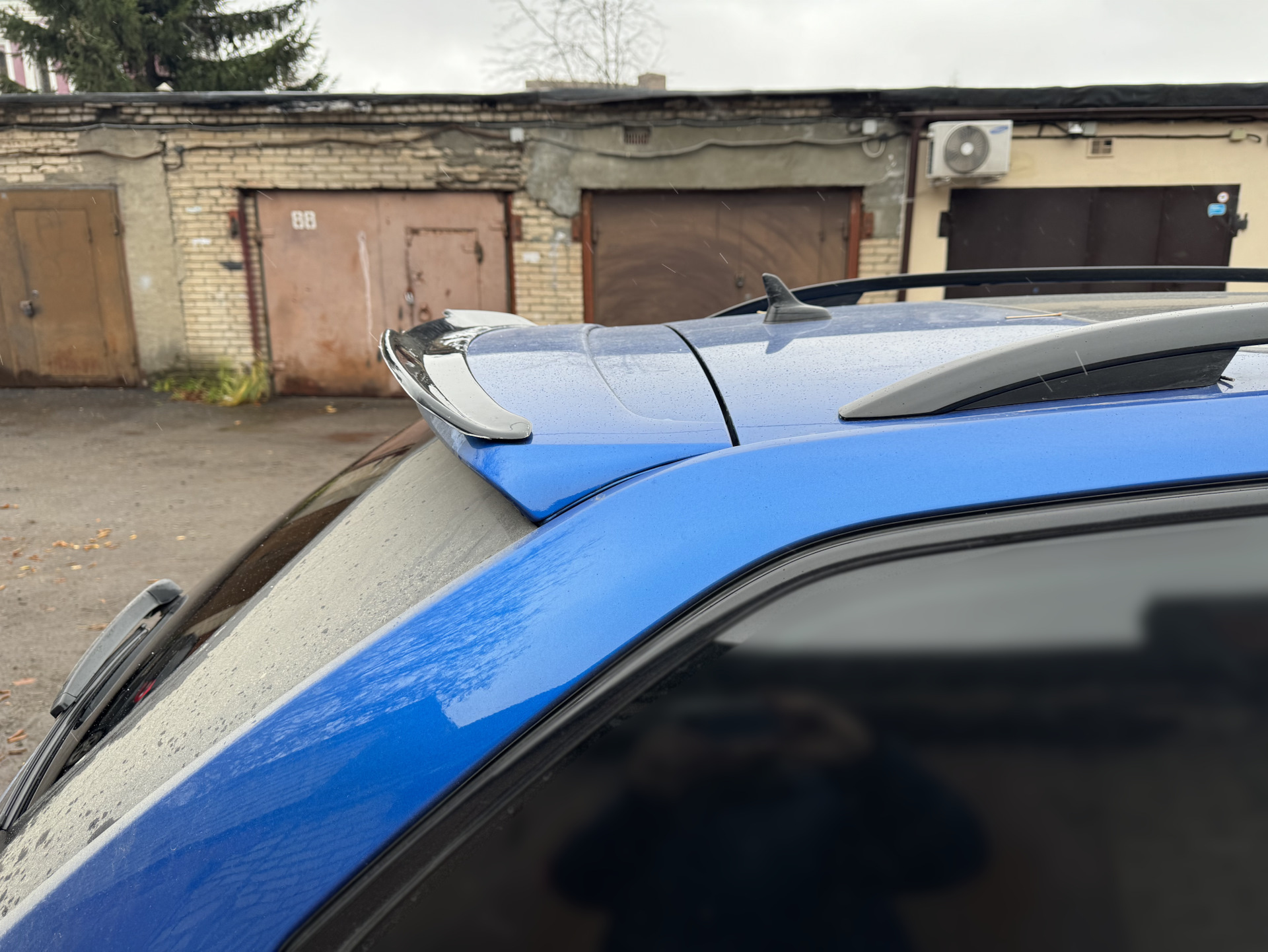 картинка Спойлер лезвие крышки багажника Skoda Octavia 3 A7 RS универсал vonard customs 