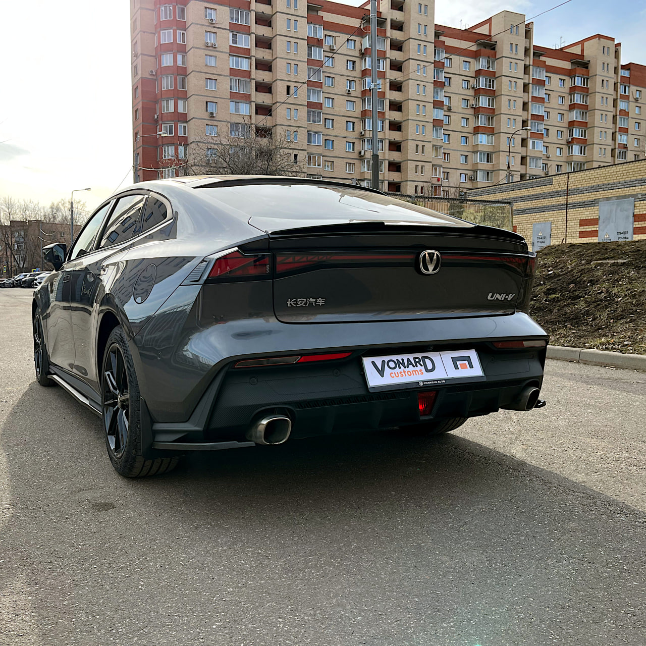 картинка Спойлер лезвие крышки багажника Changan UNI-V V2 vonard customs 